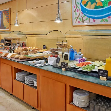 Nh Sport فندق 3*