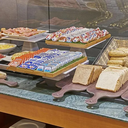 Istay By Nh Sport Hotel Zaragoza