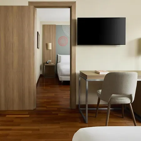 Istay By Nh Sport 3* 사라고사